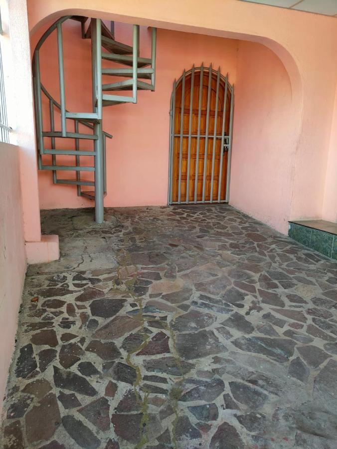 Casa Robles - Room Close To Airport #2 Managua Extérieur photo